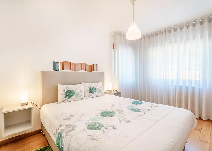 Casa Da Encosta 纳扎雷