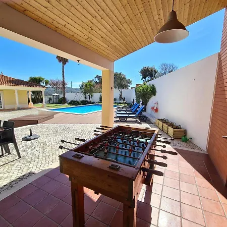 Casa Da Encosta Назаре